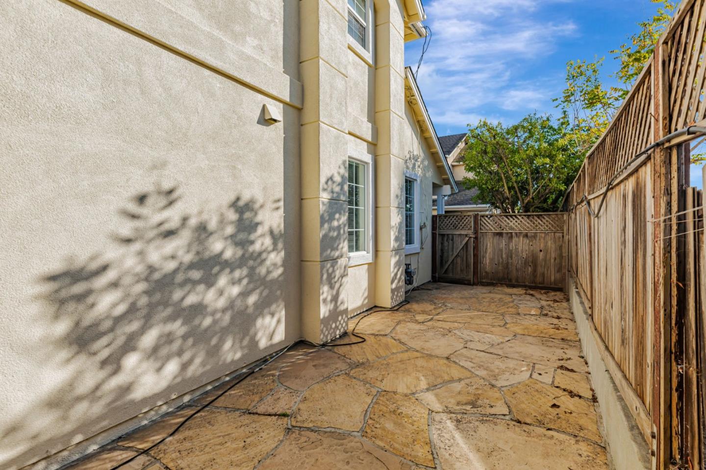 101 Toscano Loop