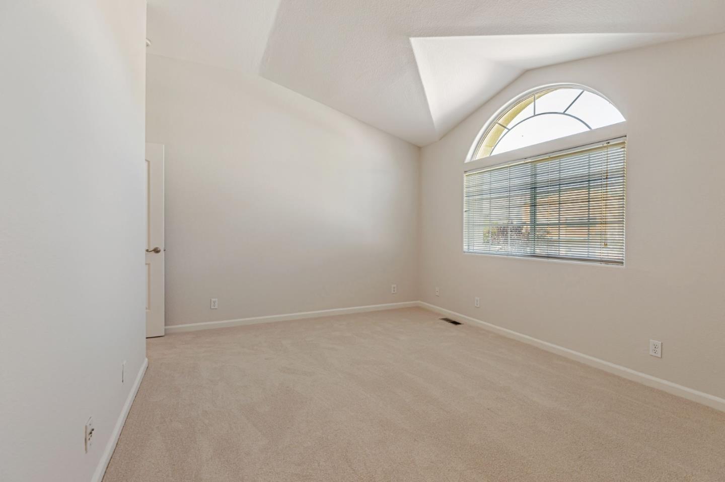 101 Toscano Loop