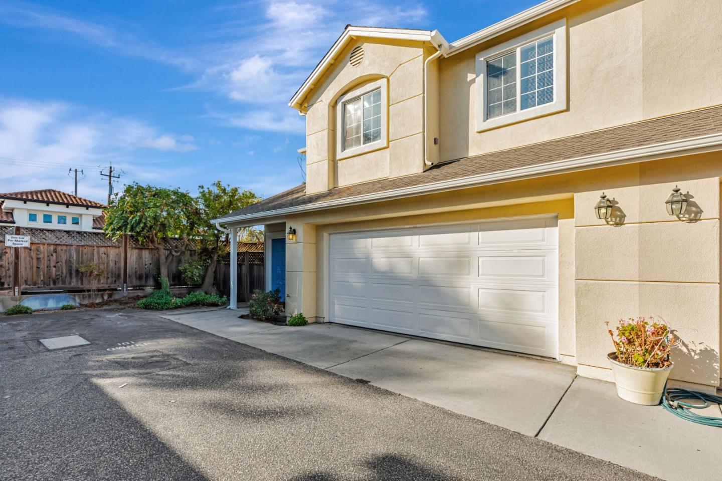 101 Toscano Loop