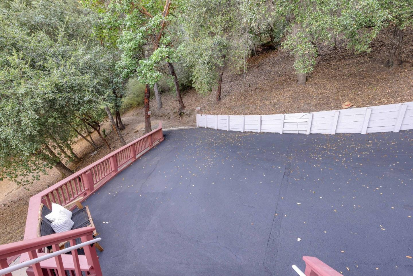 10348 West Drive