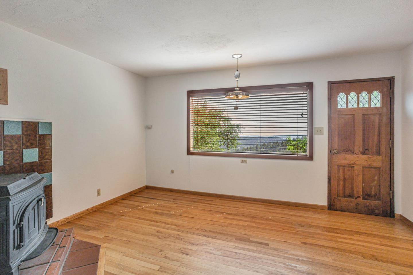 22178 Miller Ridge Road