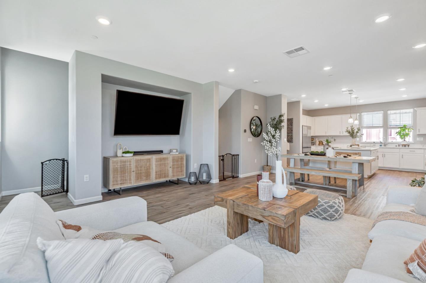 6393 Paysar Lane