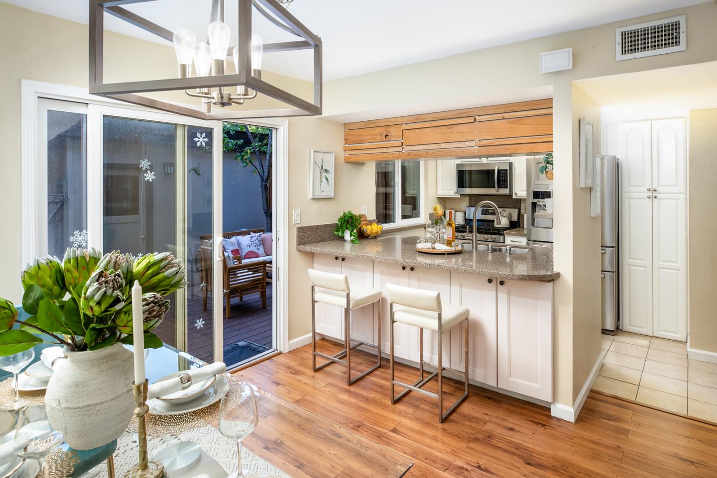 1492 Aurelian Lane