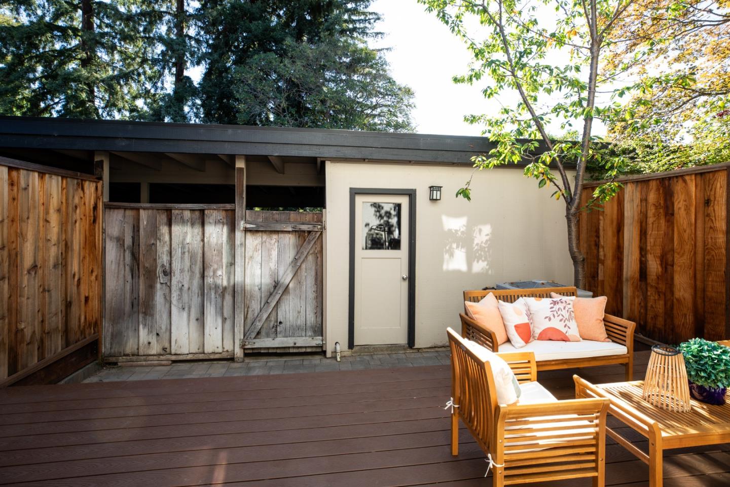 1492 Aurelian Lane