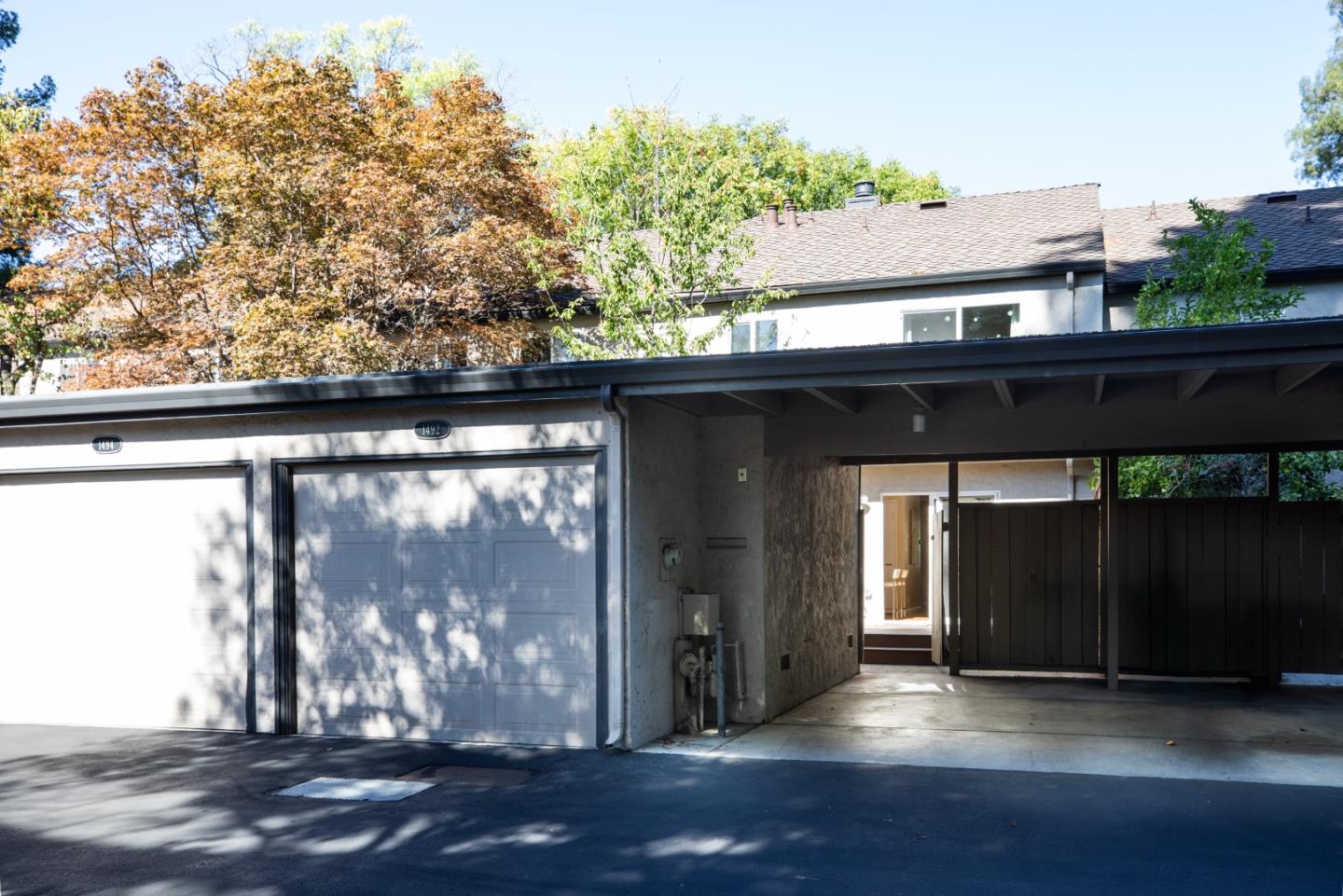 1492 Aurelian Lane