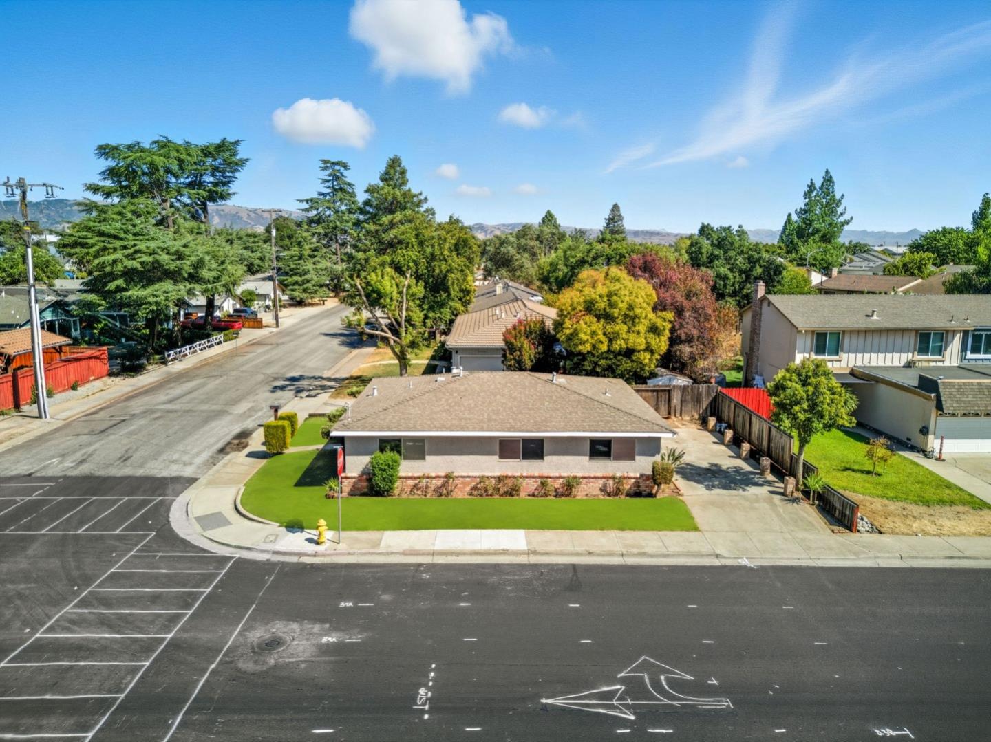 190 Ronan Avenue