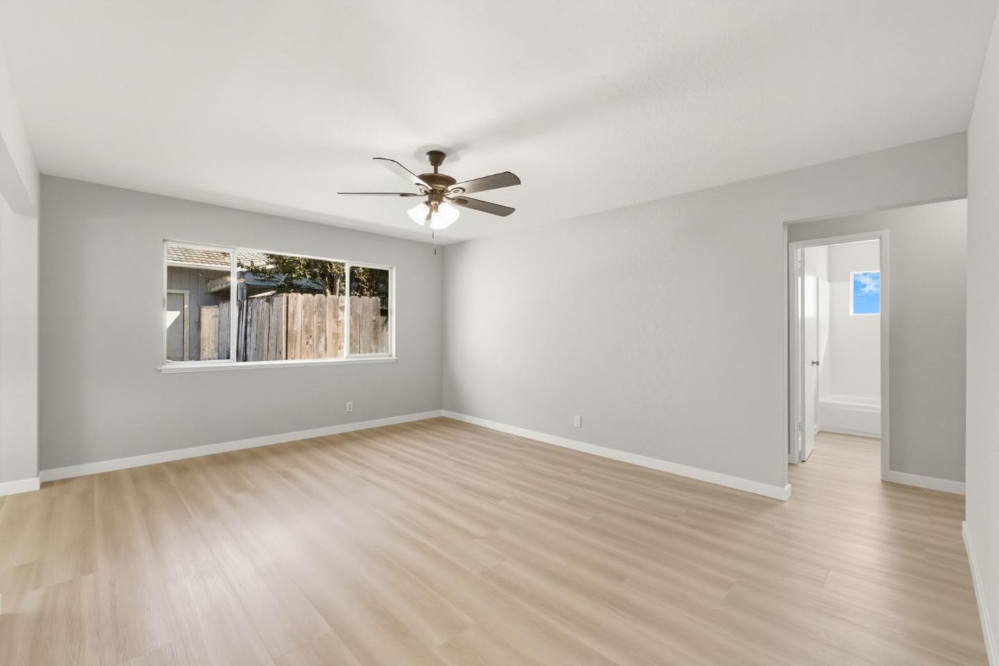 190 Ronan Avenue