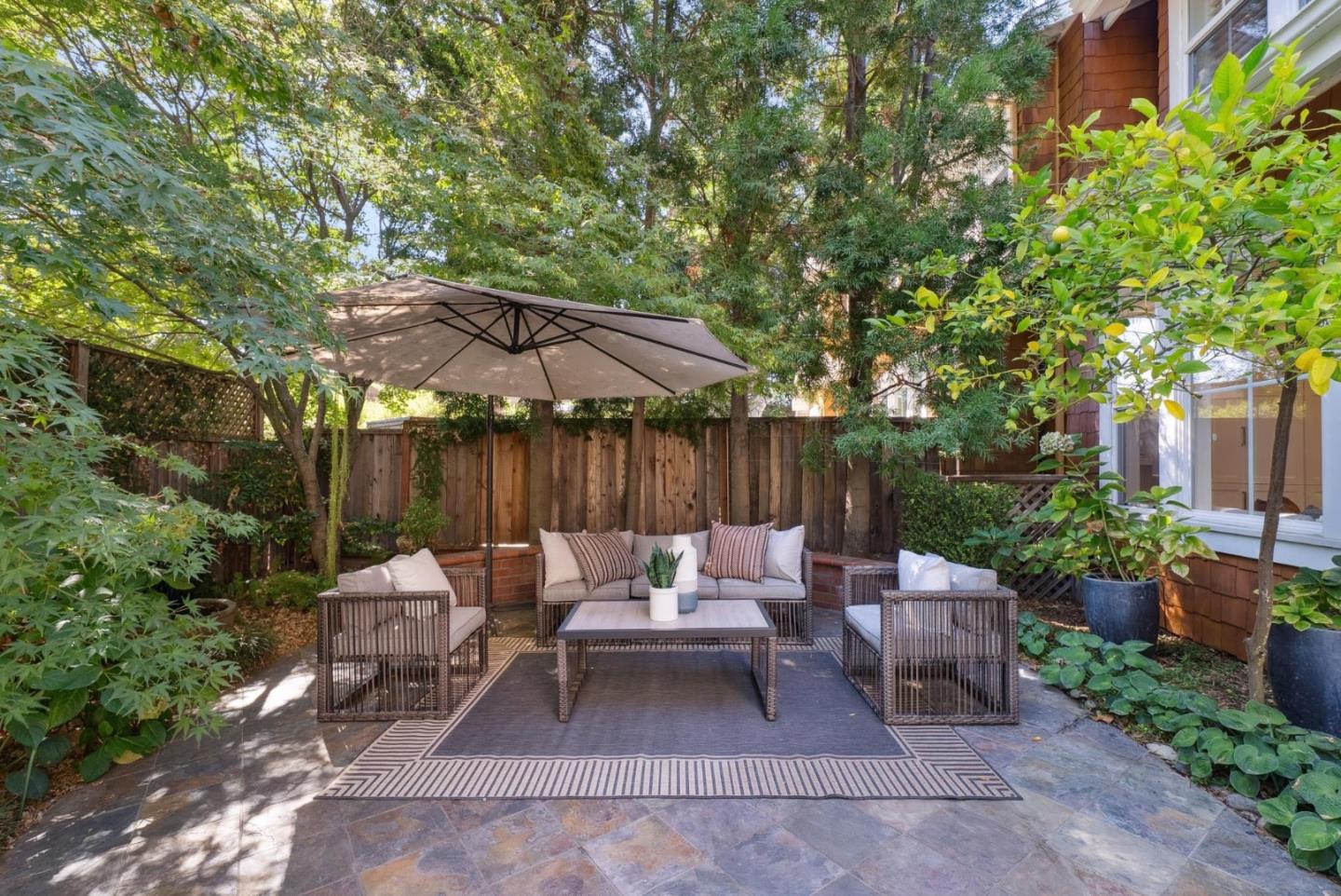 107 Naramore Lane