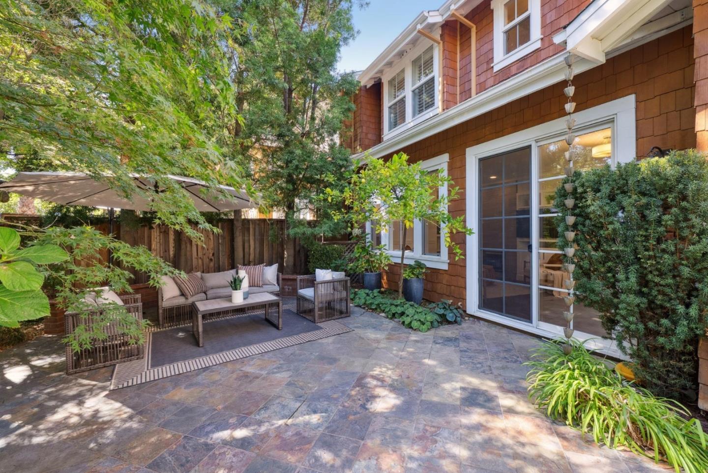 107 Naramore Lane