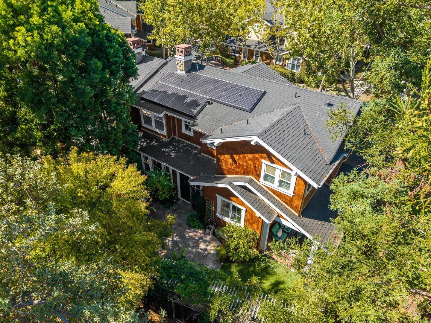107 Naramore Lane