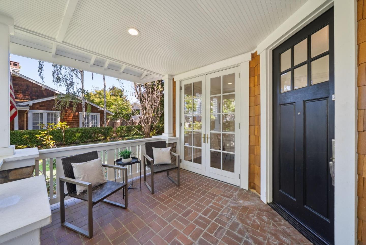 107 Naramore Lane