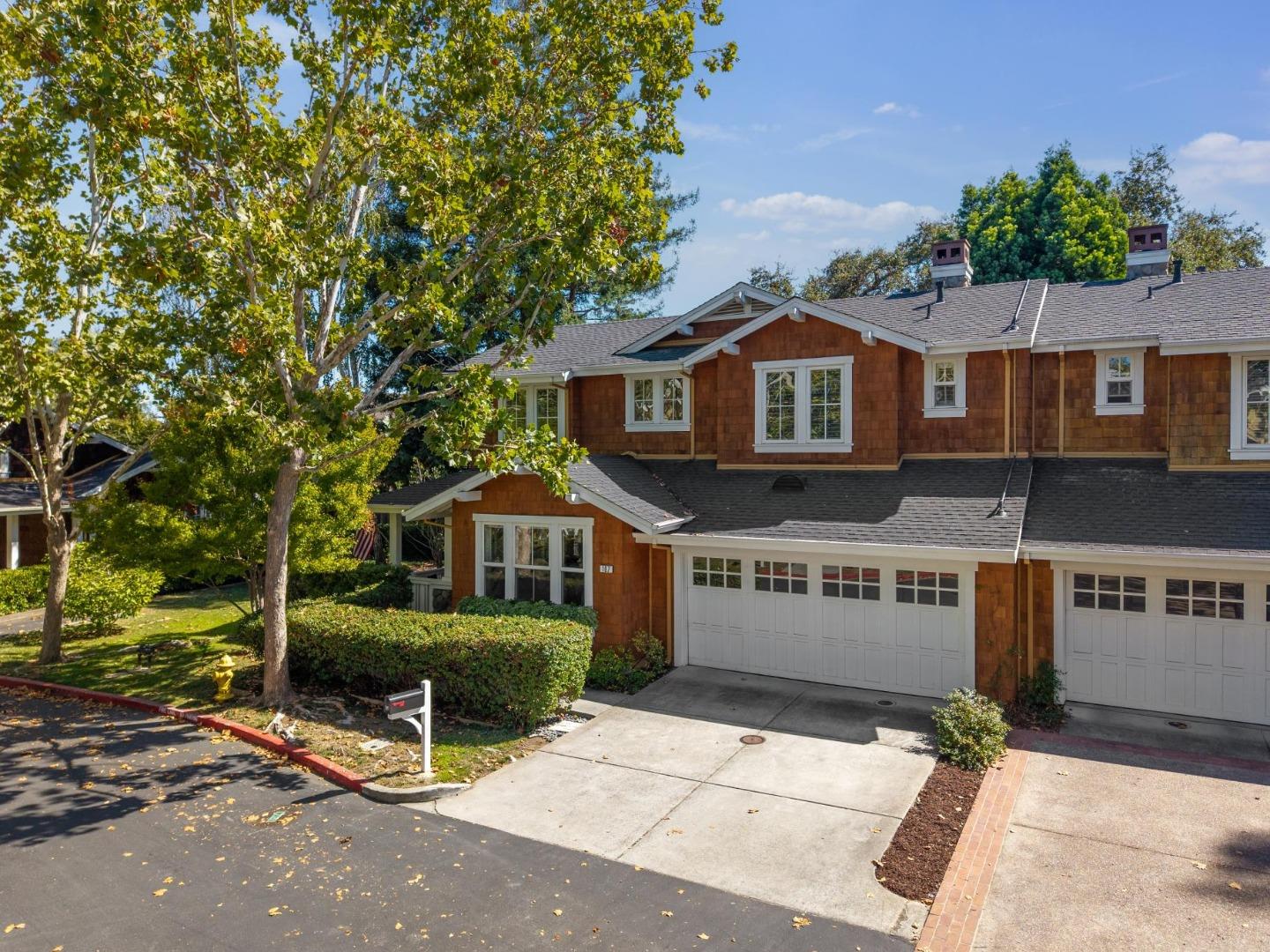 107 Naramore Lane