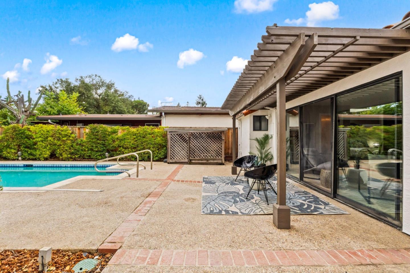 704 Catalina Way
