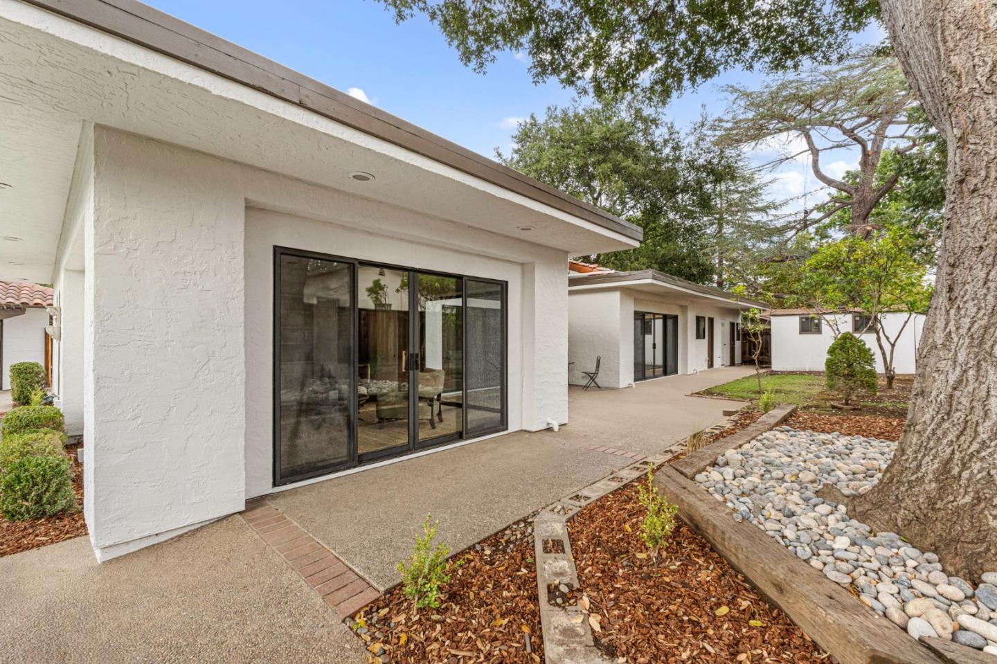 704 Catalina Way
