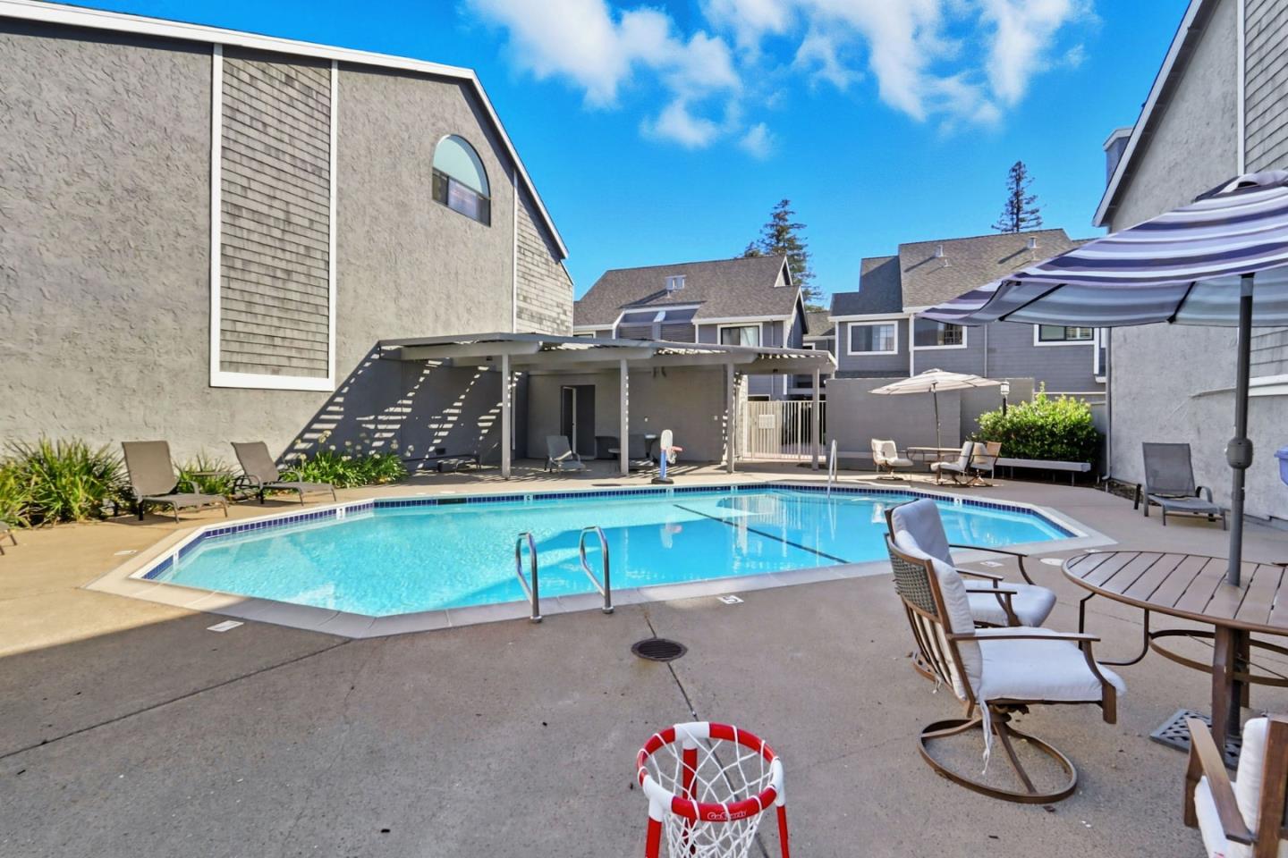 1162 Capri Drive