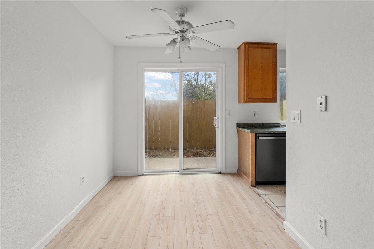 27418 Susan Place 3