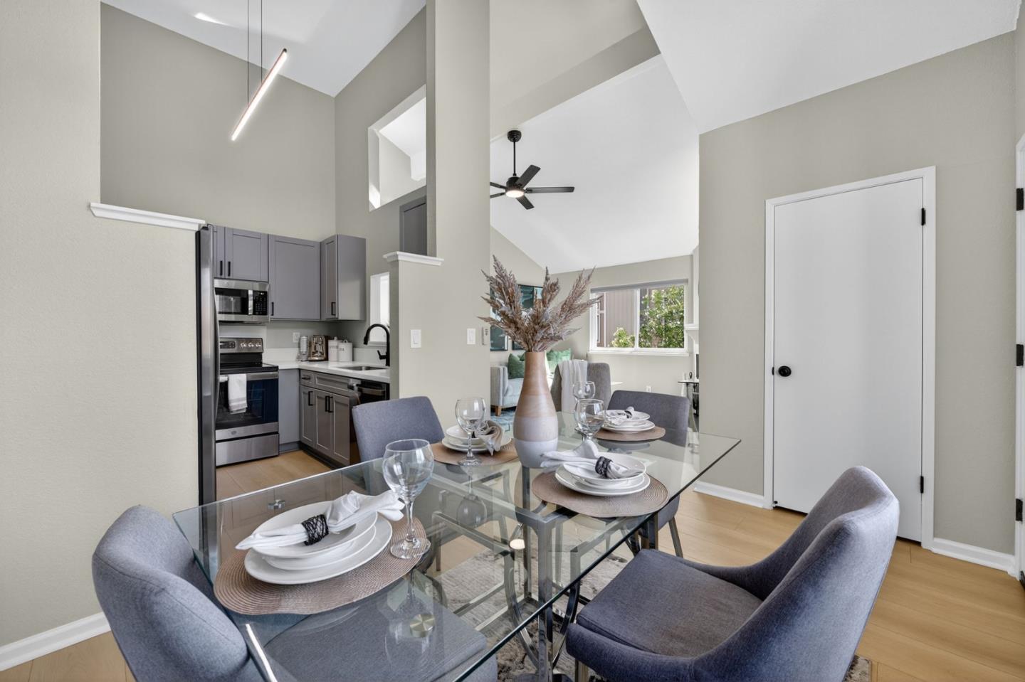 2867 South Bascom Avenue 606