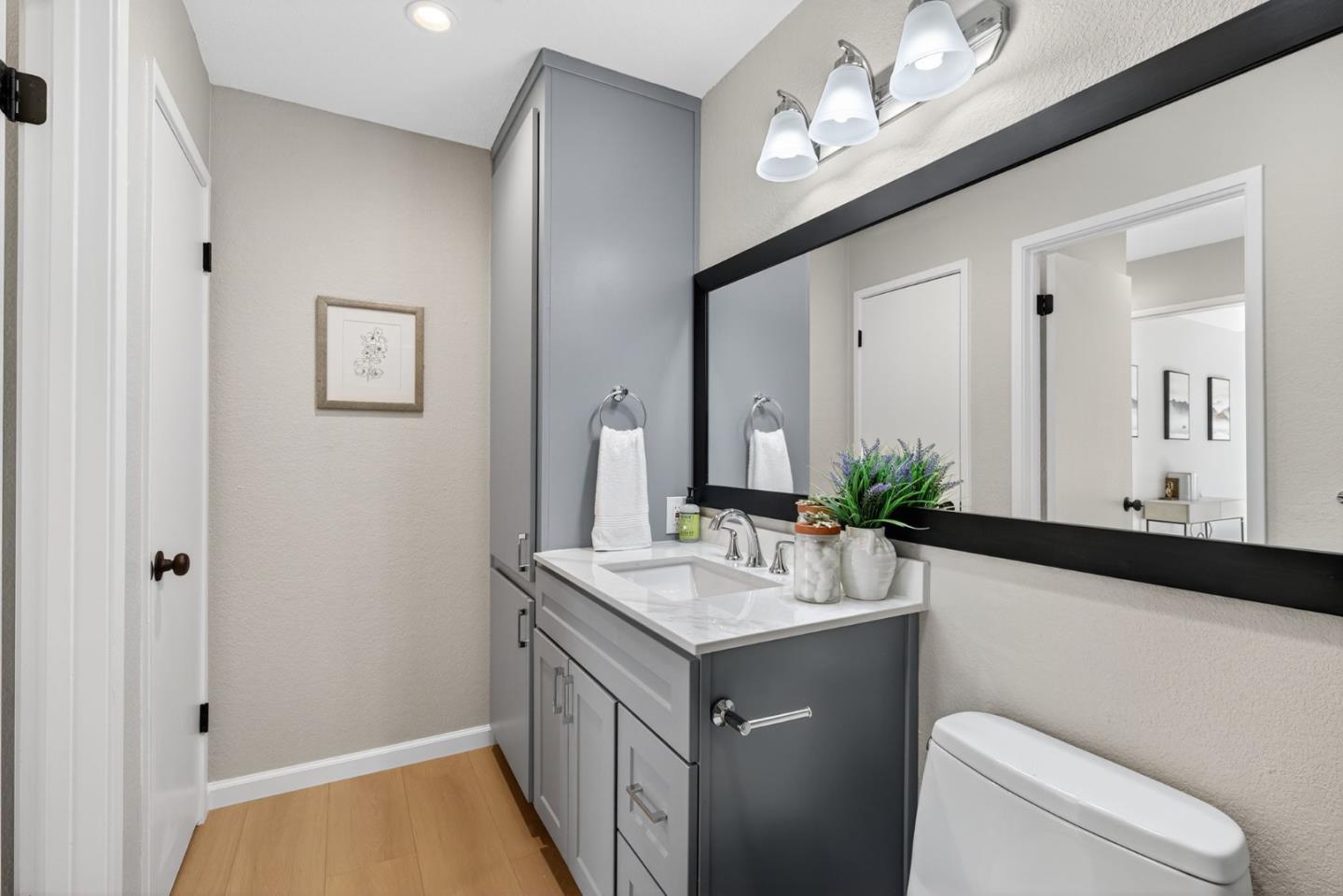 2867 South Bascom Avenue 606