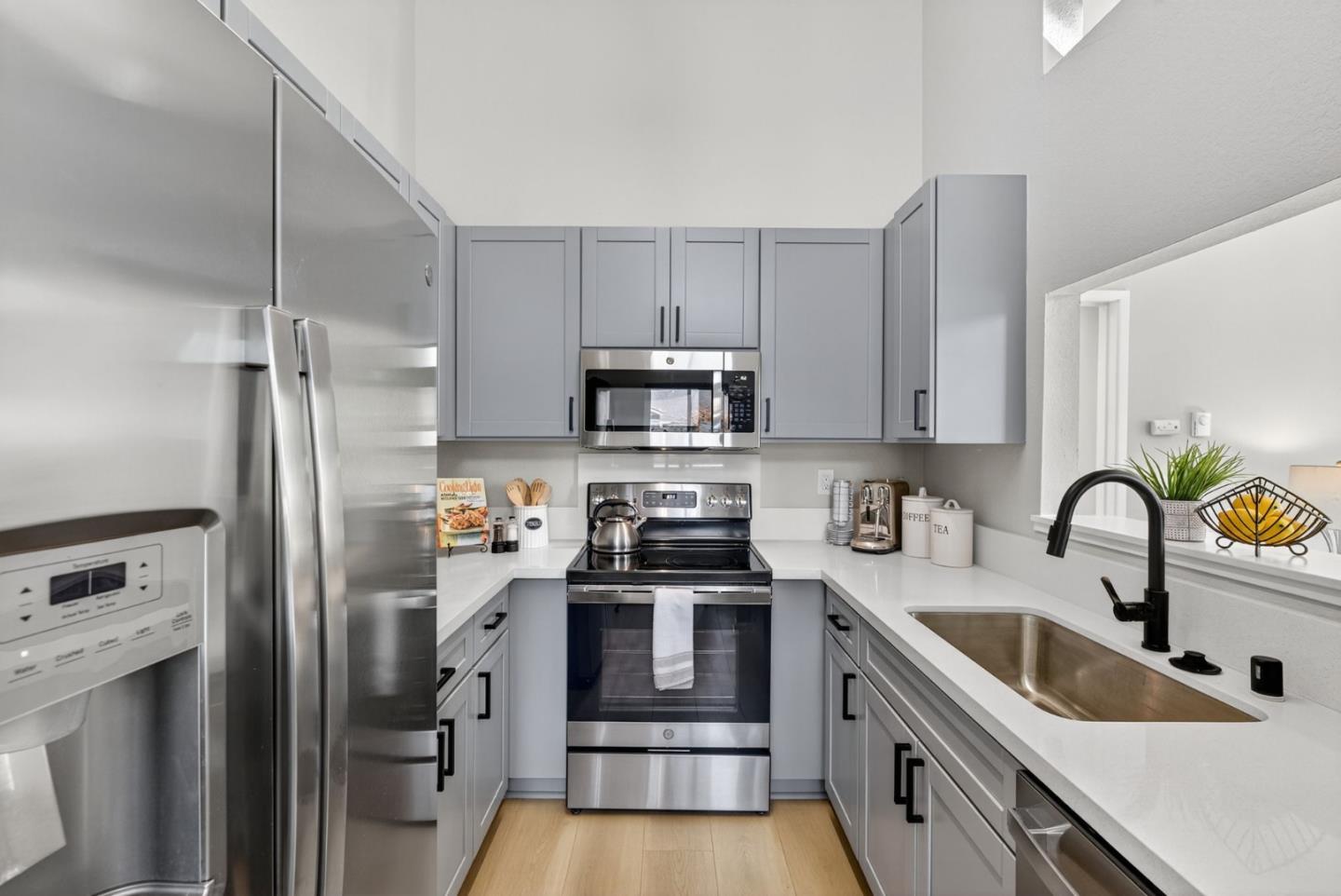 2867 South Bascom Avenue 606