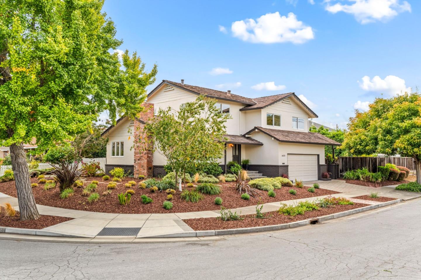 4470 Borina Drive