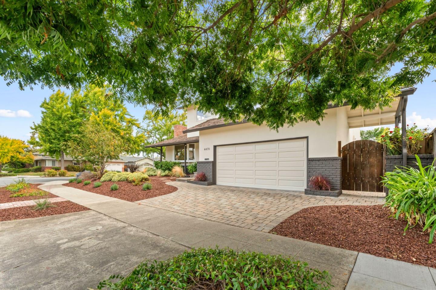 4470 Borina Drive