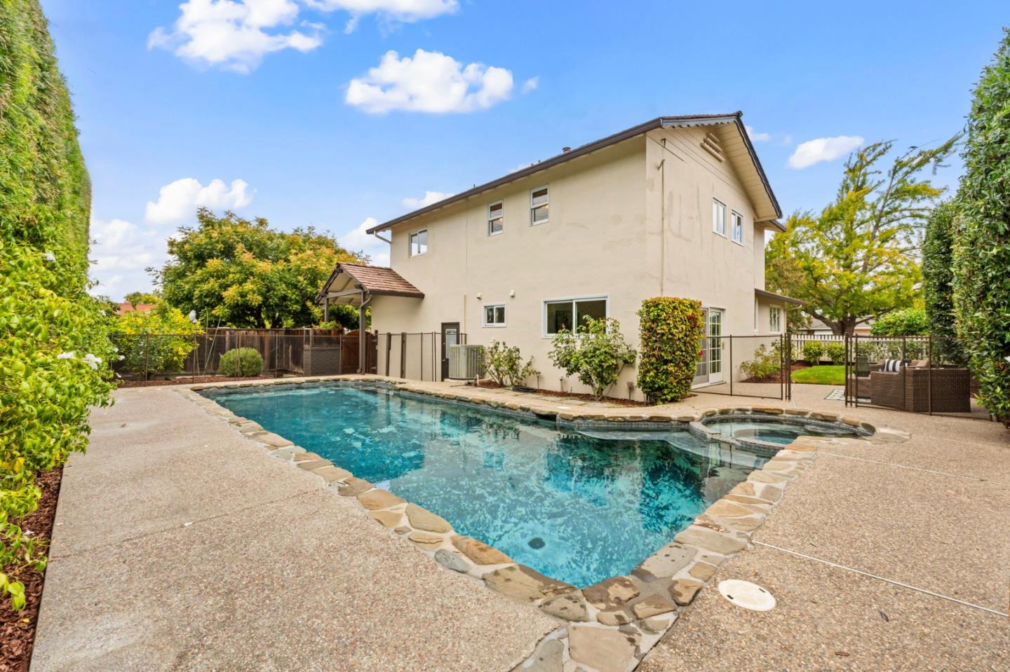 4470 Borina Drive