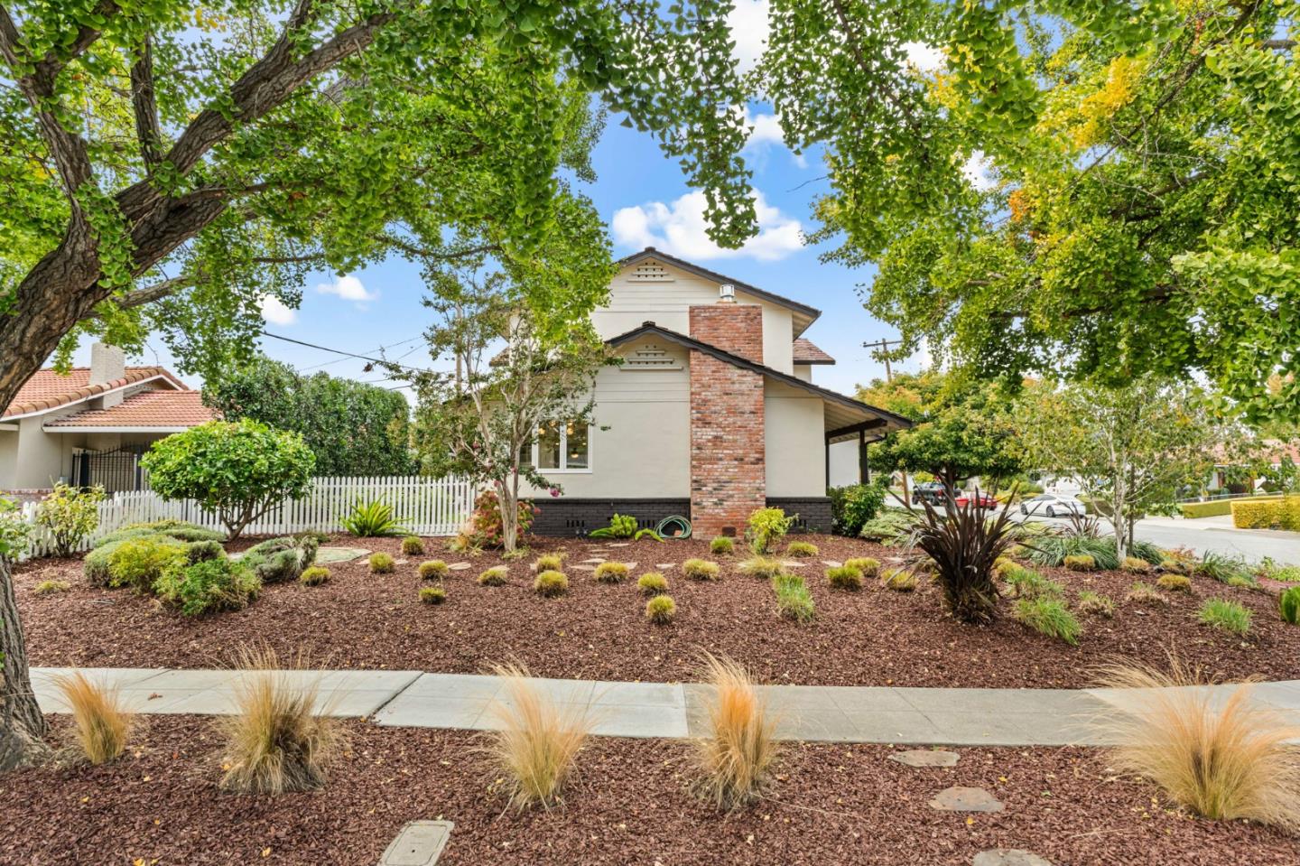 4470 Borina Drive