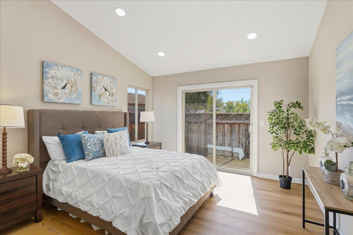 498 Verano Court