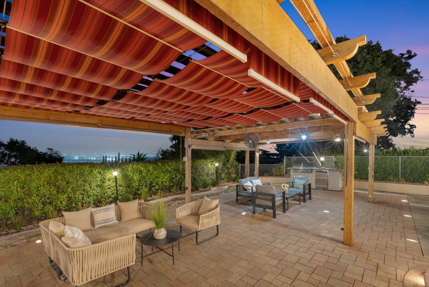 15821 Rica Vista Way