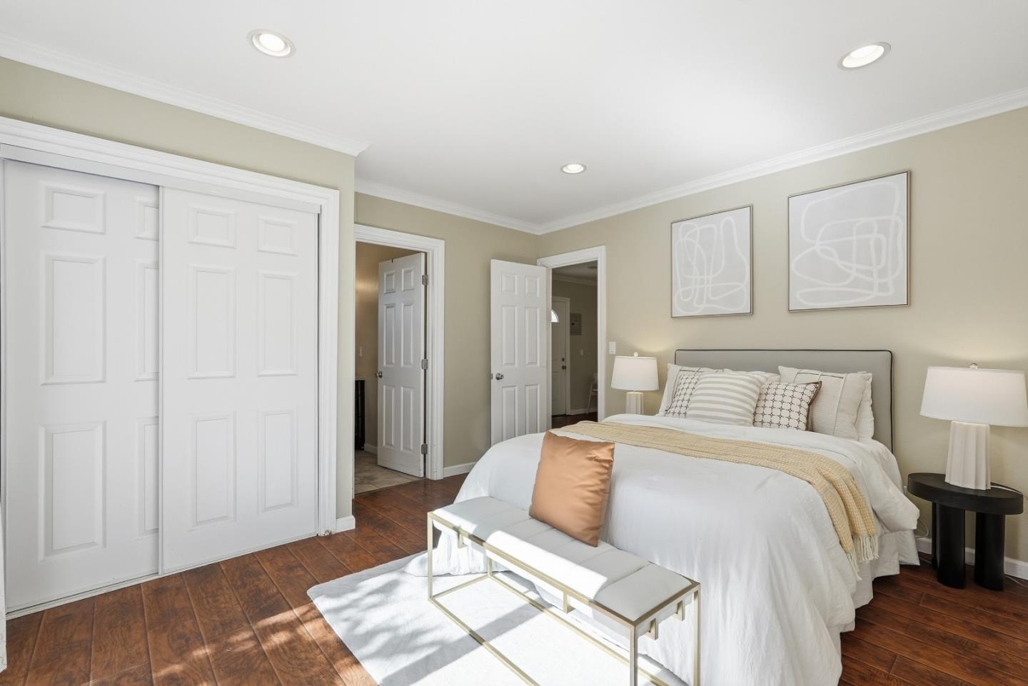 15821 Rica Vista Way