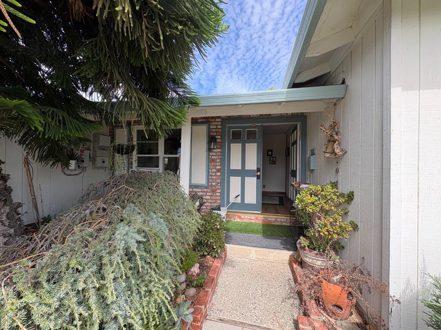 963 Chynoweth Avenue