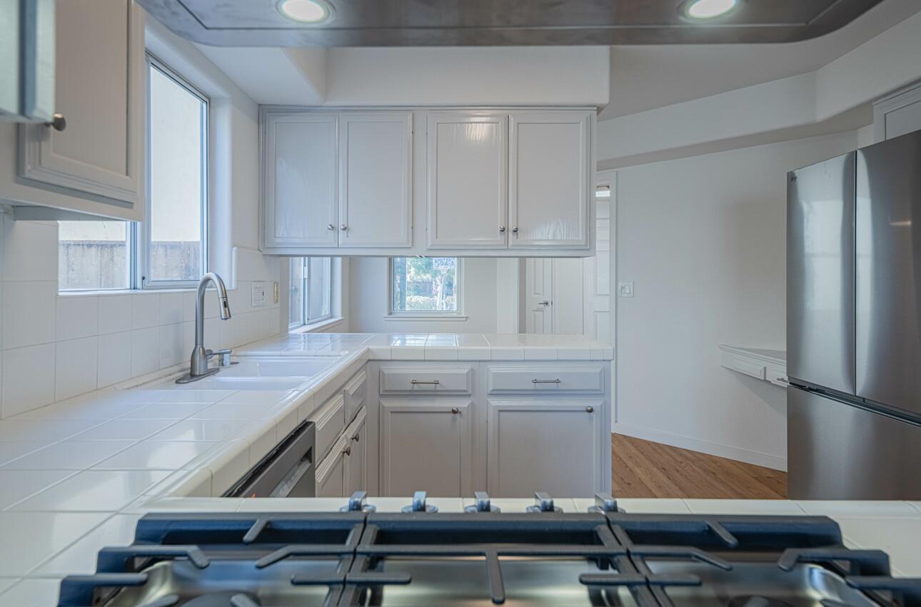 949 Nantucket Boulevard 29