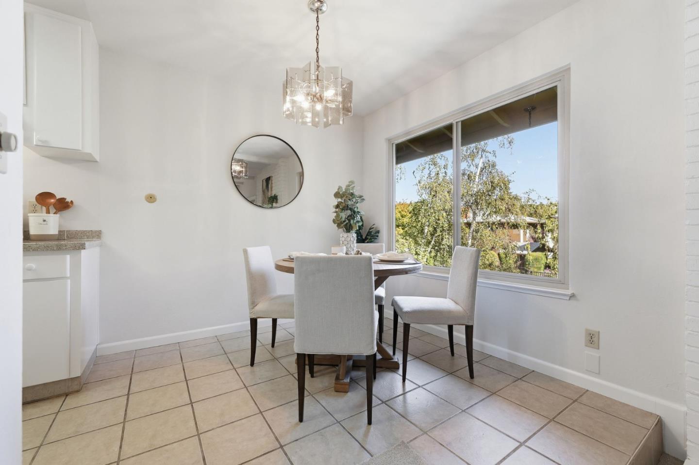 100 East Middlefield Road 6G