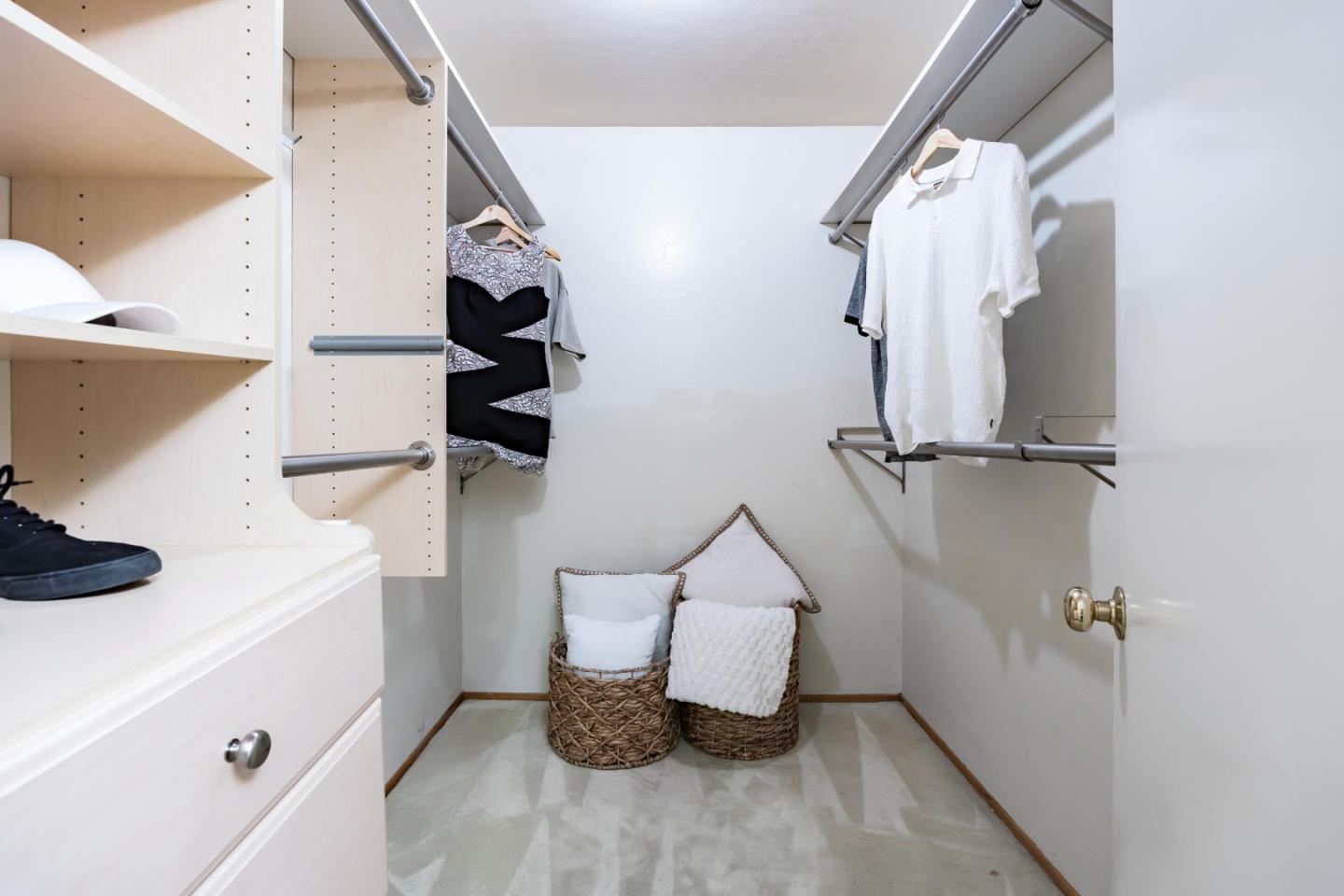 1100 Sharon Park Drive 3