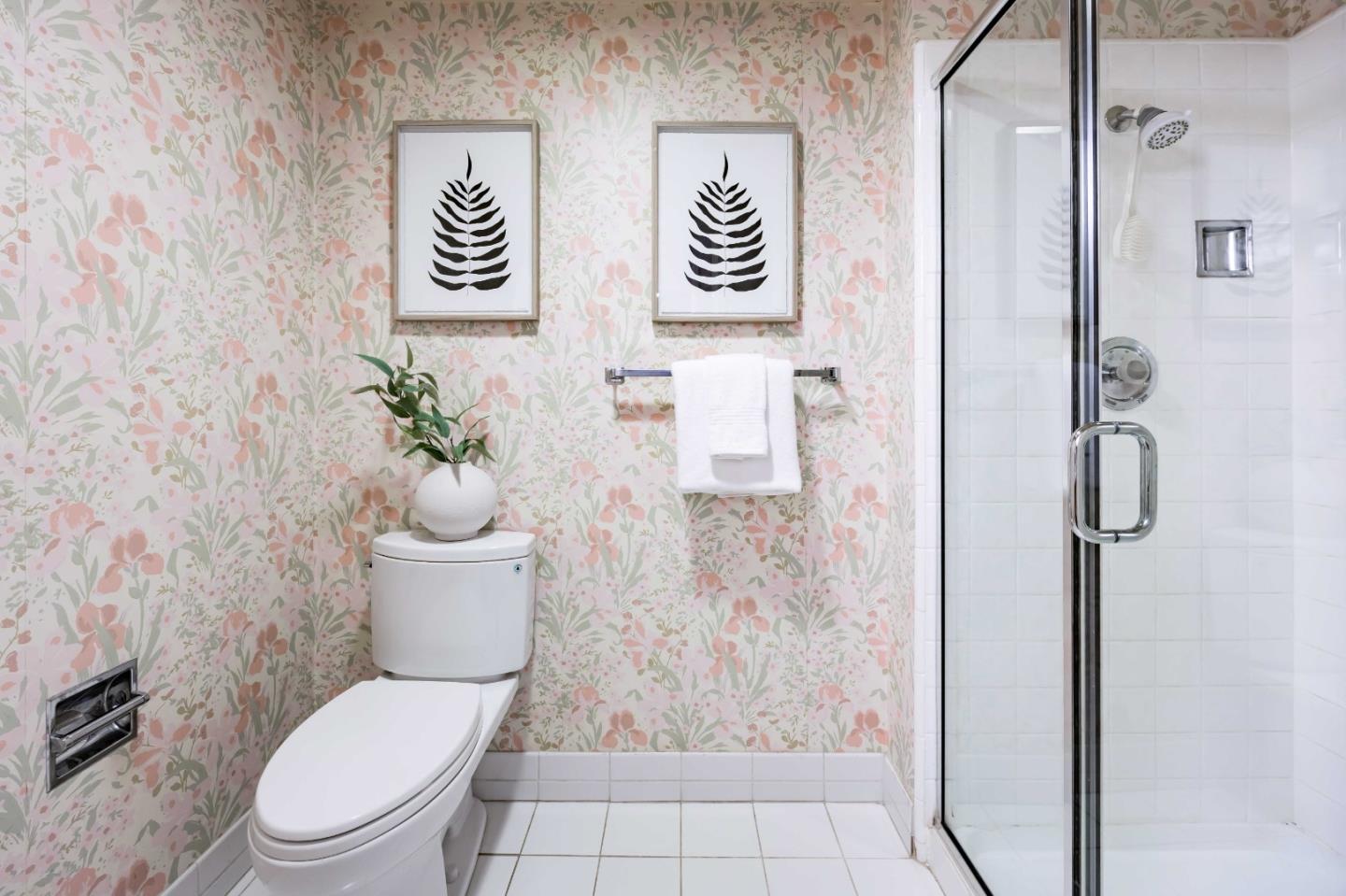 1100 Sharon Park Drive 3