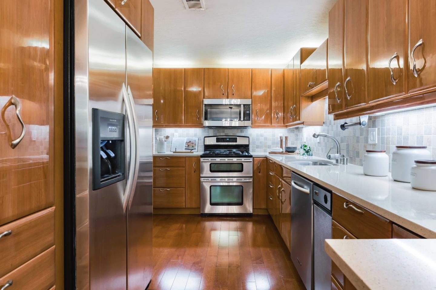 1100 Sharon Park Drive 3