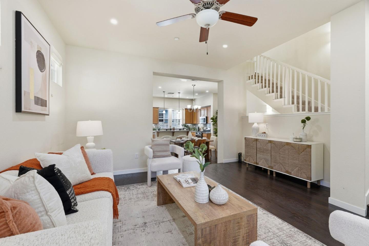 361 West Evelyn Avenue