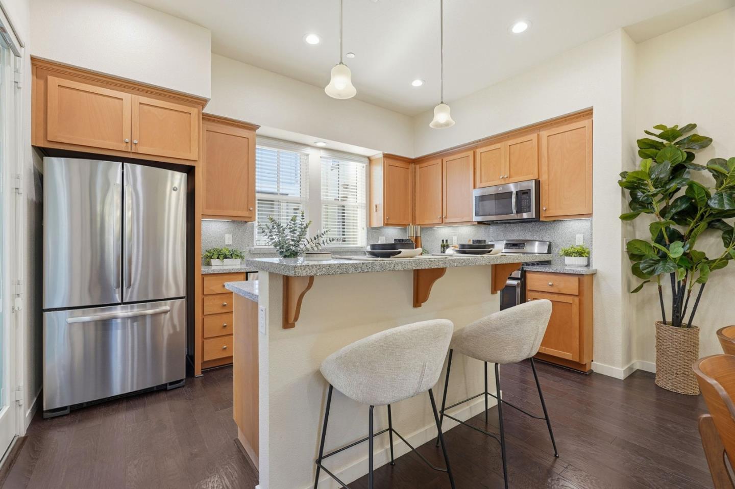 361 West Evelyn Avenue