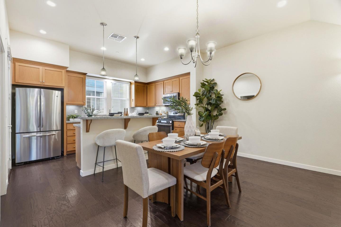 361 West Evelyn Avenue