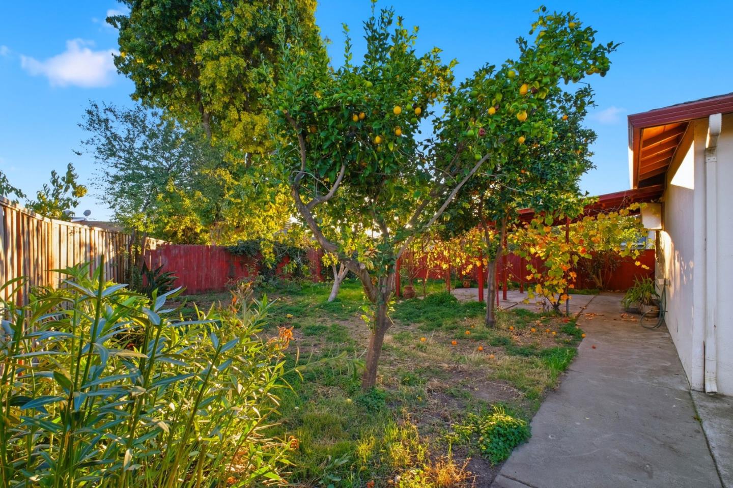 5912 Mayhews Landing Road