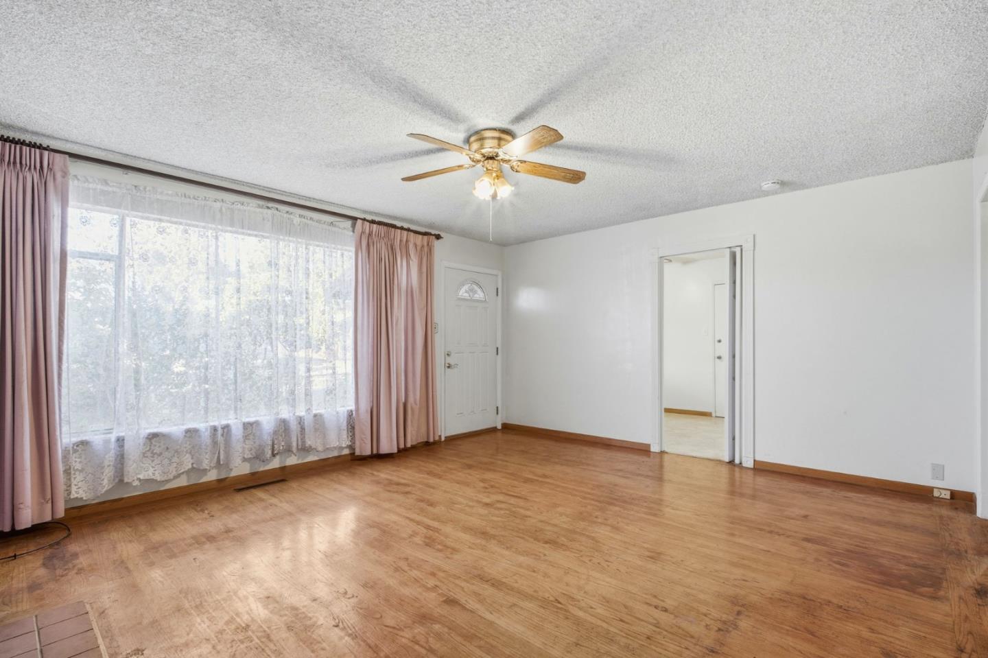 5912 Mayhews Landing Road