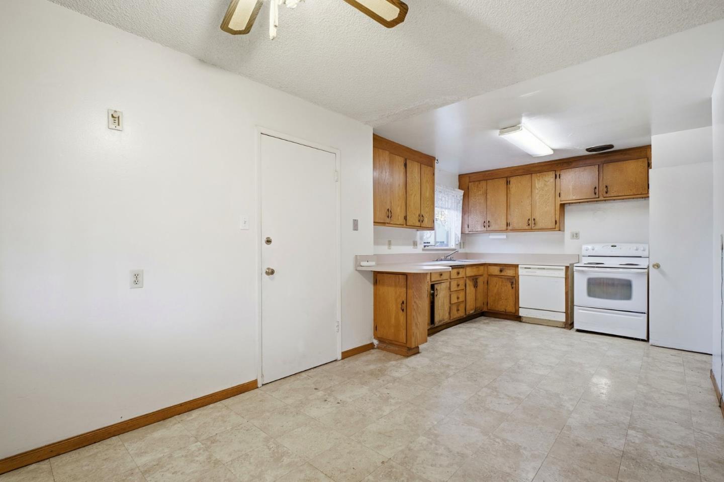 5912 Mayhews Landing Road