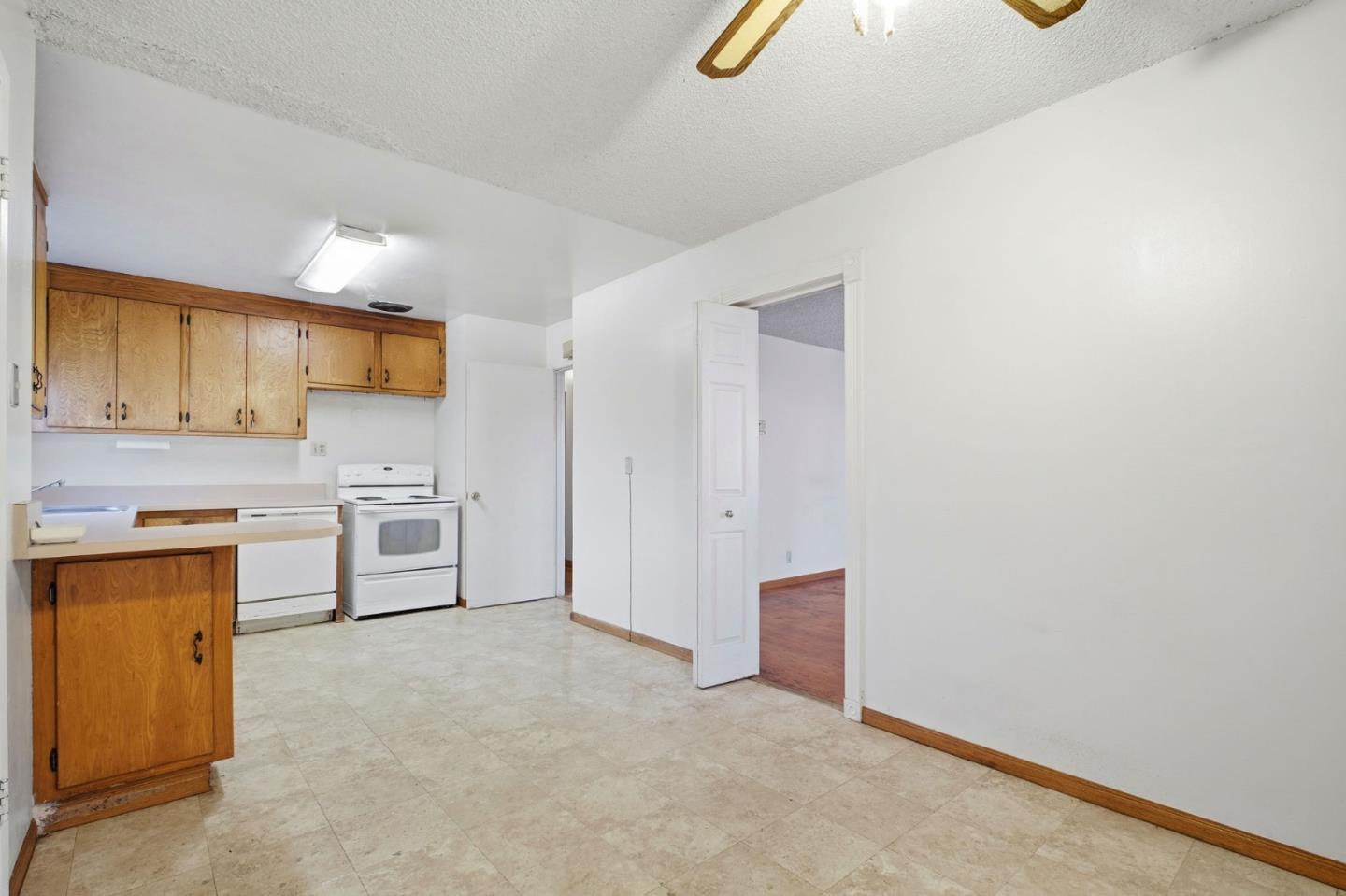 5912 Mayhews Landing Road