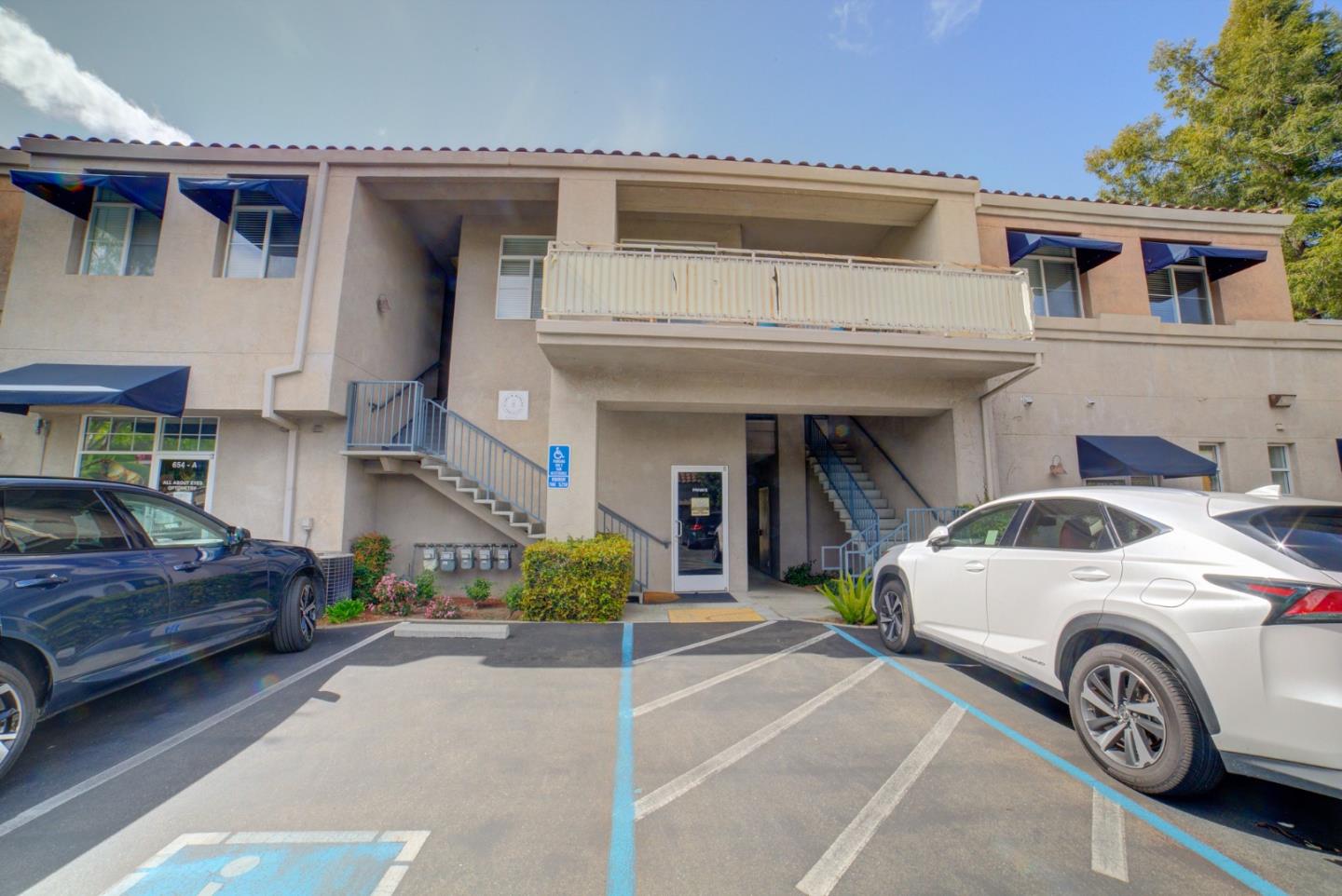 652-656 North Santa Cruz Avenue