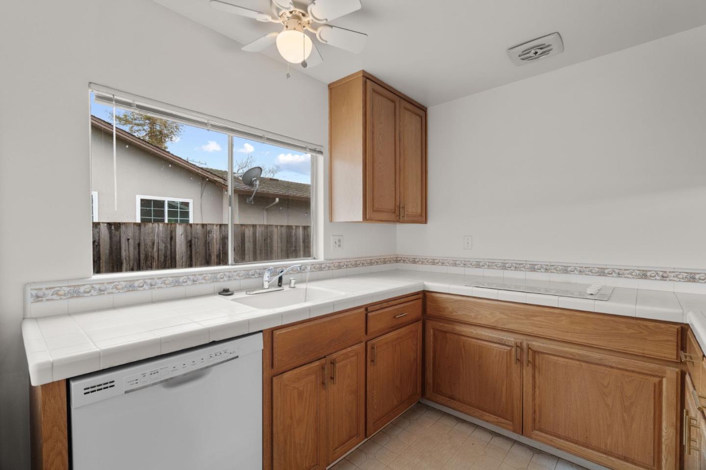 1401 South Mary Avenue