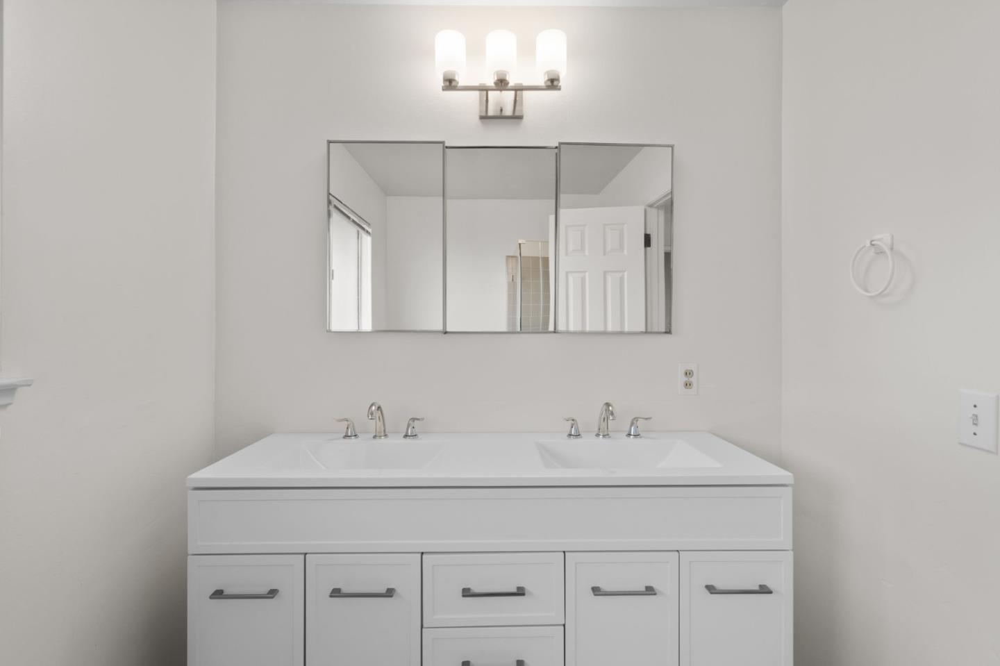 1401 South Mary Avenue