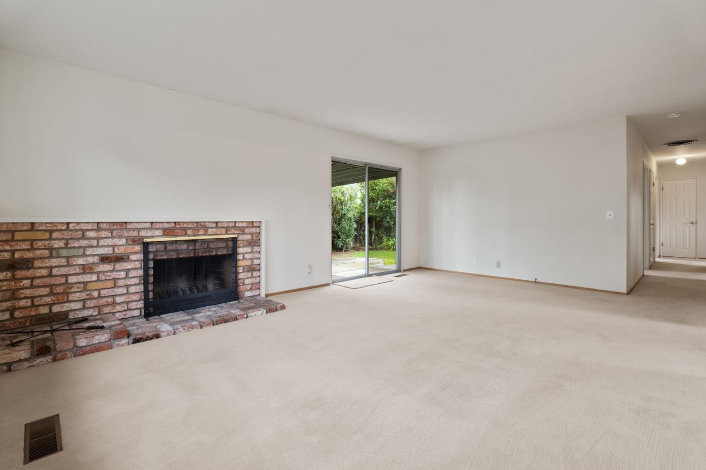 1401 South Mary Avenue