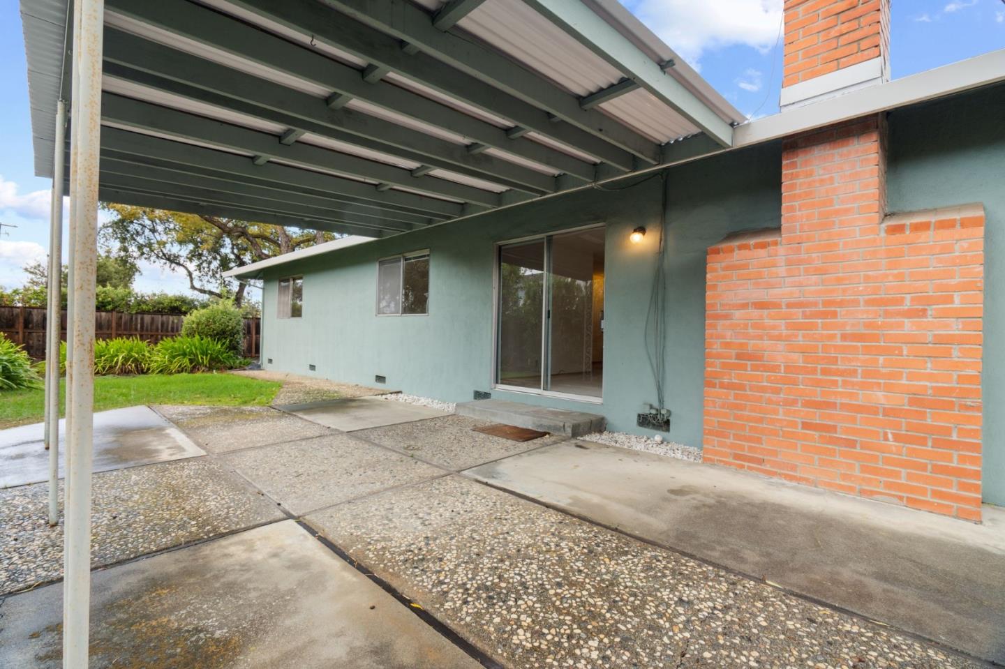 1401 South Mary Avenue