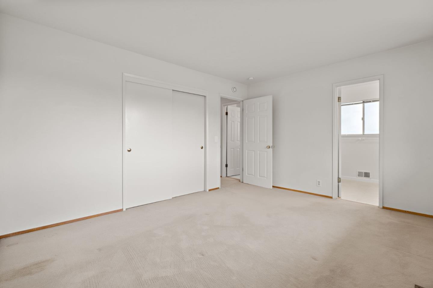 1401 South Mary Avenue