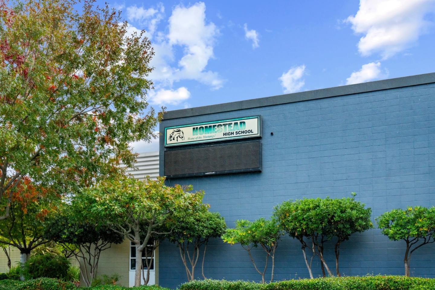 1401 South Mary Avenue